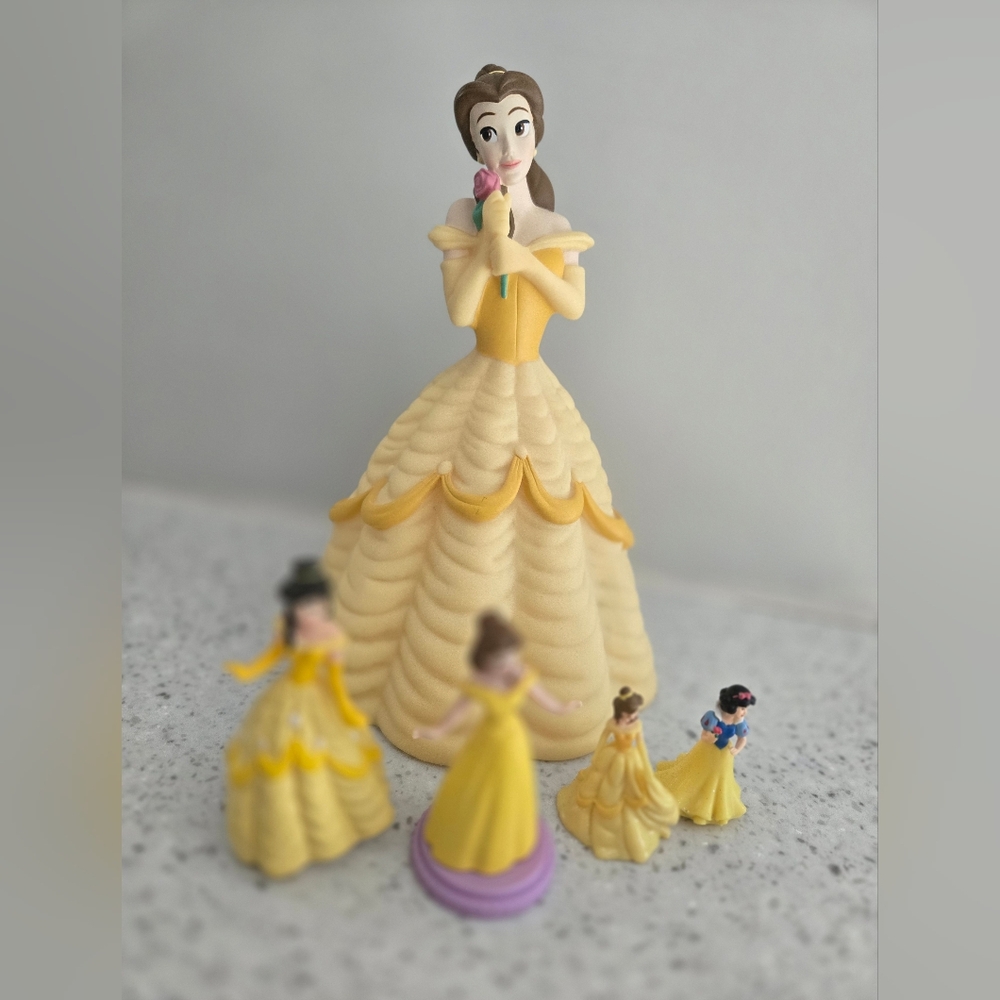 Disney Belle Doll Set - Yellow and Cream